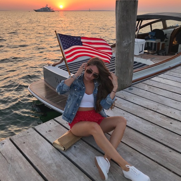 Meet Your Posher🦄 ✨🧿⚡️ - Picture 1 of 1